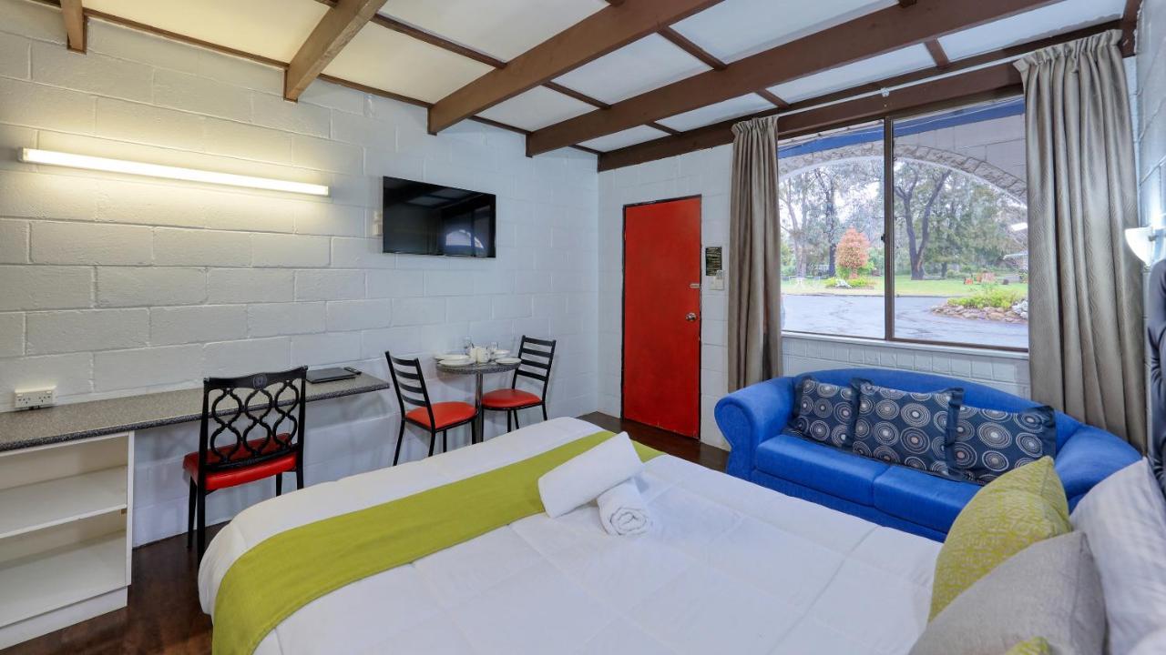 Azalea Motel Coonabarabran Eksteriør bilde