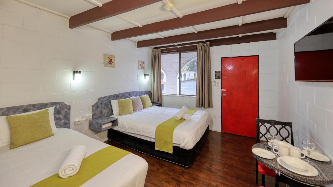 Azalea Motel Coonabarabran Eksteriør bilde