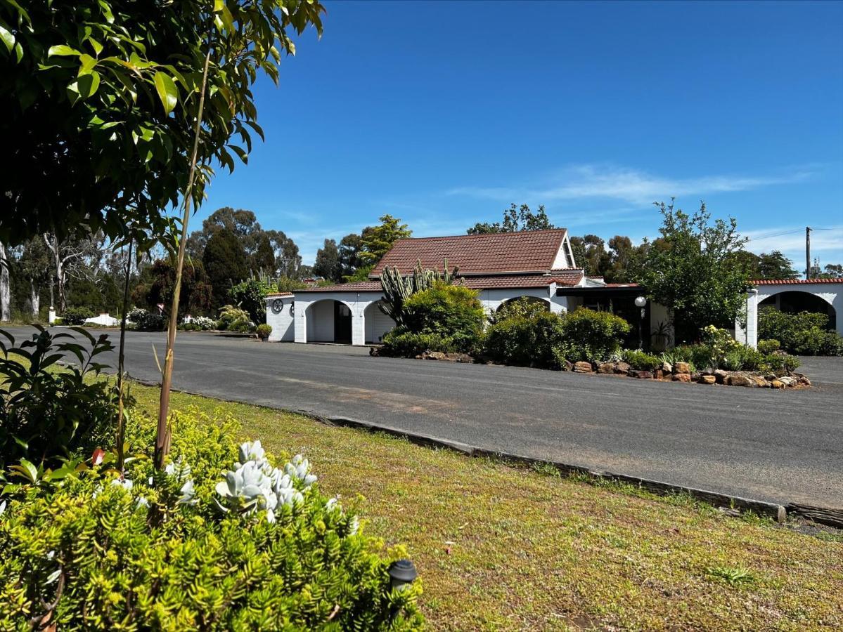 Azalea Motel Coonabarabran Eksteriør bilde