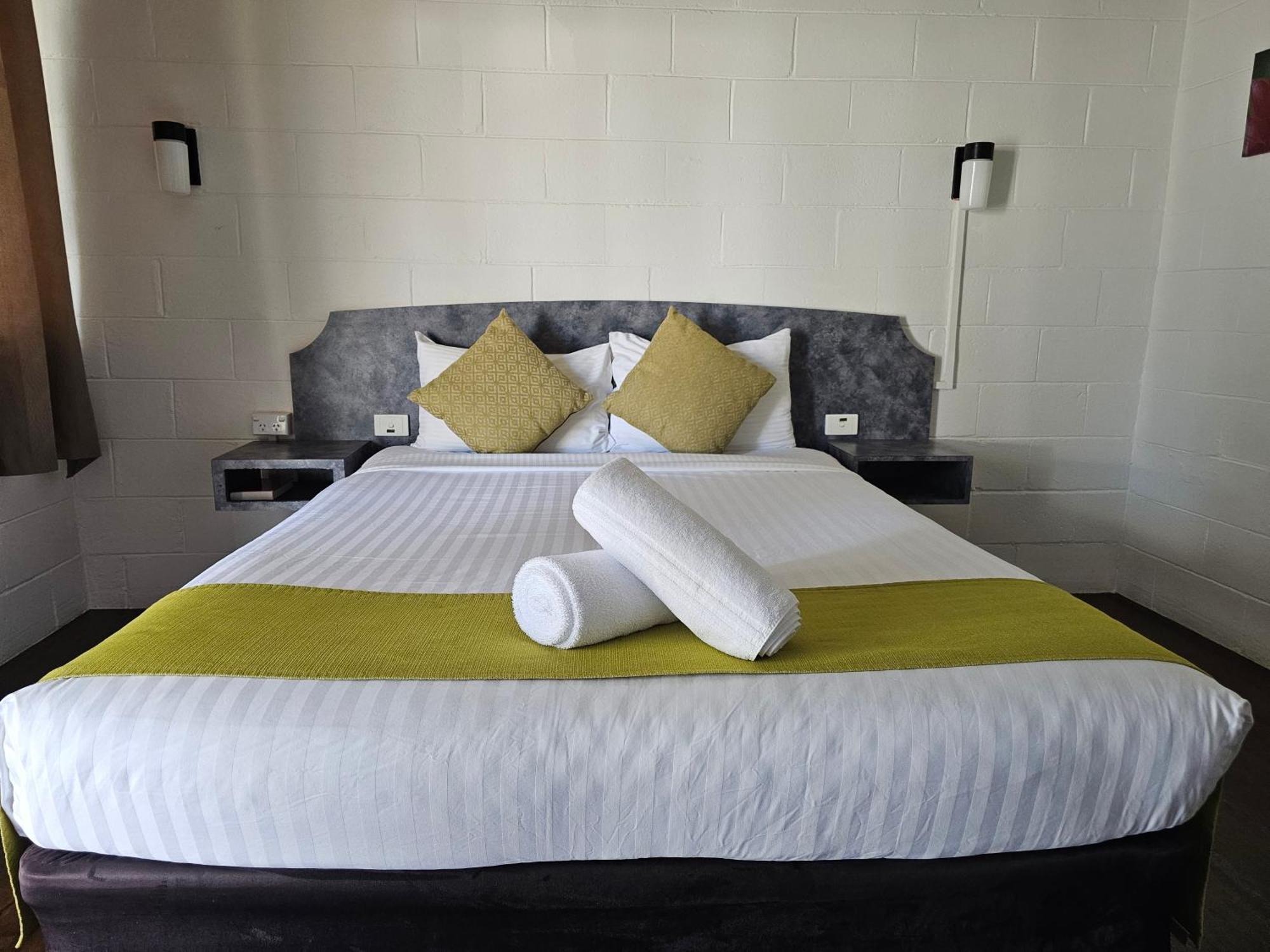 Azalea Motel Coonabarabran Eksteriør bilde