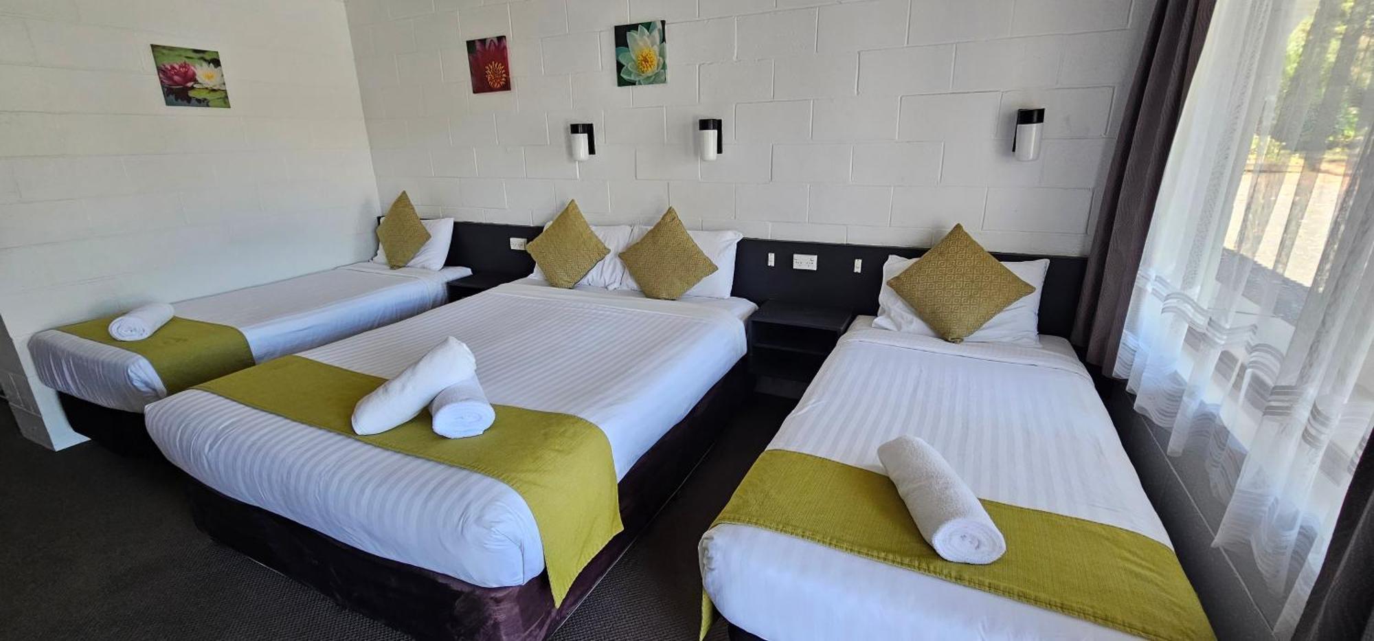 Azalea Motel Coonabarabran Eksteriør bilde